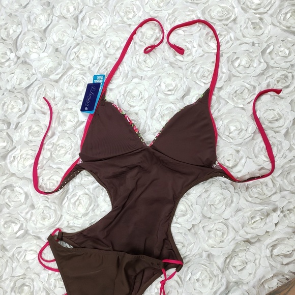 ❌SOLD❌Leonisa Floral Print Curve One Piece Bikini - Picture 7 of 8